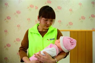 南阳月嫂泓德家政公司_高级月嫂