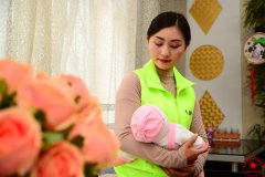 南阳月嫂泓德家政公司_怎样选专业的月嫂？南阳金牌月嫂告诉你