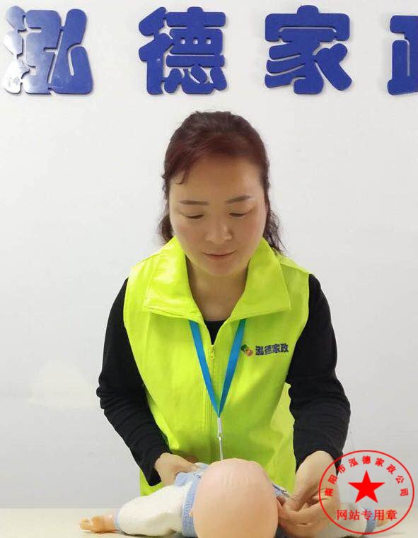 宝宝多大能喝牛奶？